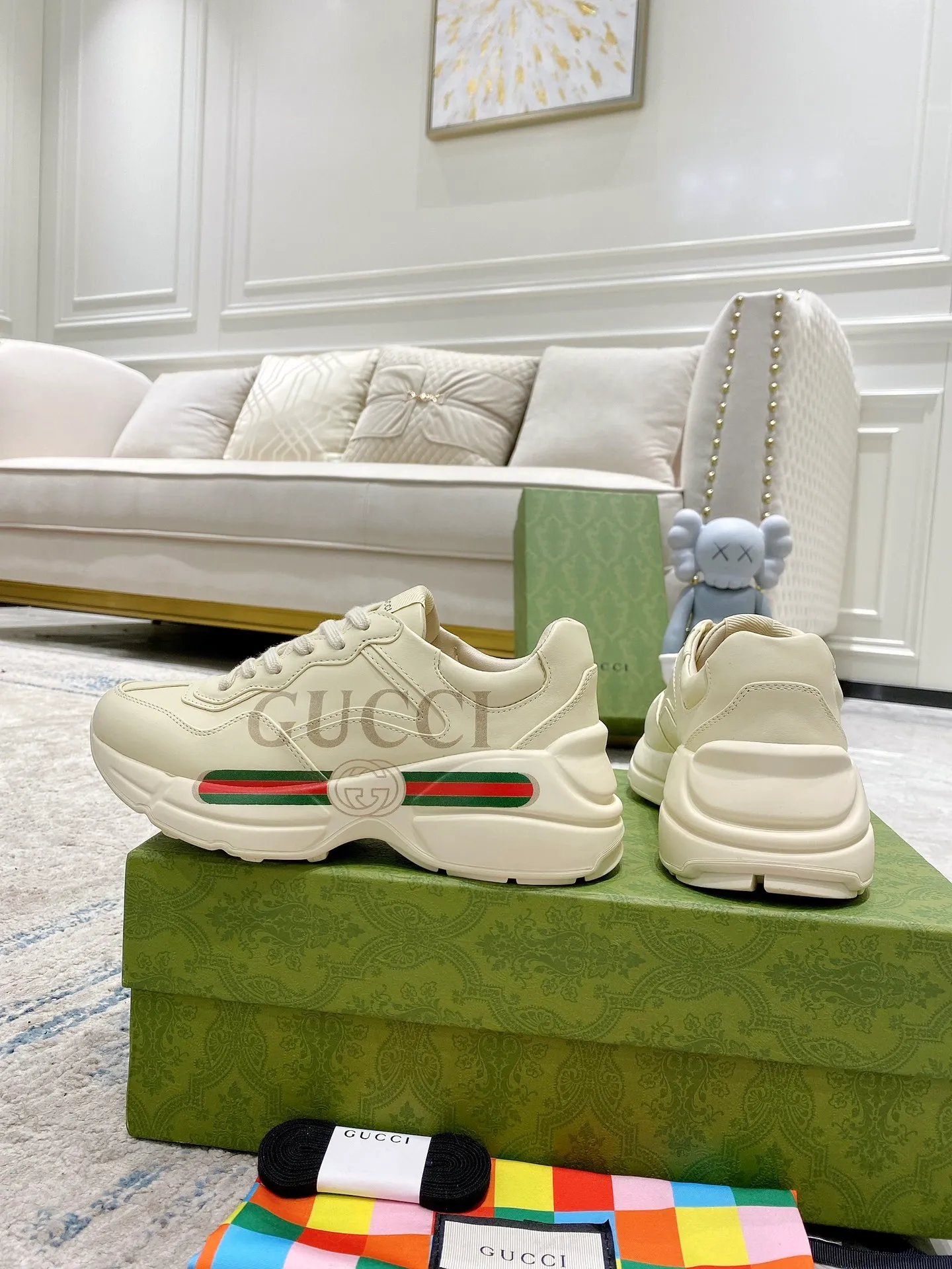 👟👟Ex-factory price 480🌈🌈 Women's shoes, women's clothing 🔘GUCCI Gucci dad shoes 🇮🇹Top version🇮🇹🔜Purchasing level The original disassembly took more than 3 months to develop 1:1, the version has been upgraded again, chips, packaging, using imported cowhide, all made with computerized cars. Couple style 👫 🔜Versatile for all seasons🔜 Fashion🔜 Personality 🔜Distinctive 🔵More than 20 layouts in the whole series, welcome to inquire for pictures Outsole: The latest original development T👟👟Ex-factory price U vacuum Upper: Imported cowhide🐮 Lining: Original A-grade mixed sheepskin🐏 Foot: Original A-grade mixed sheepskin 💯Full set of packaging Medium and low belt LOGO Size: Women’s size 35-40, Men’s size 38-45 (38 45 customized